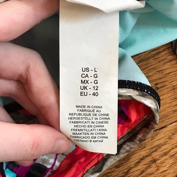 The Bikini Lab L bikin checker abstract pattern red black blue beach summer - Picture 8 of 10